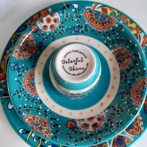 Blue Vintage Floral Ceramic Dinnerware 4-Piece Set | Microwave & Dishwasher Safe - Picture 5 of 8